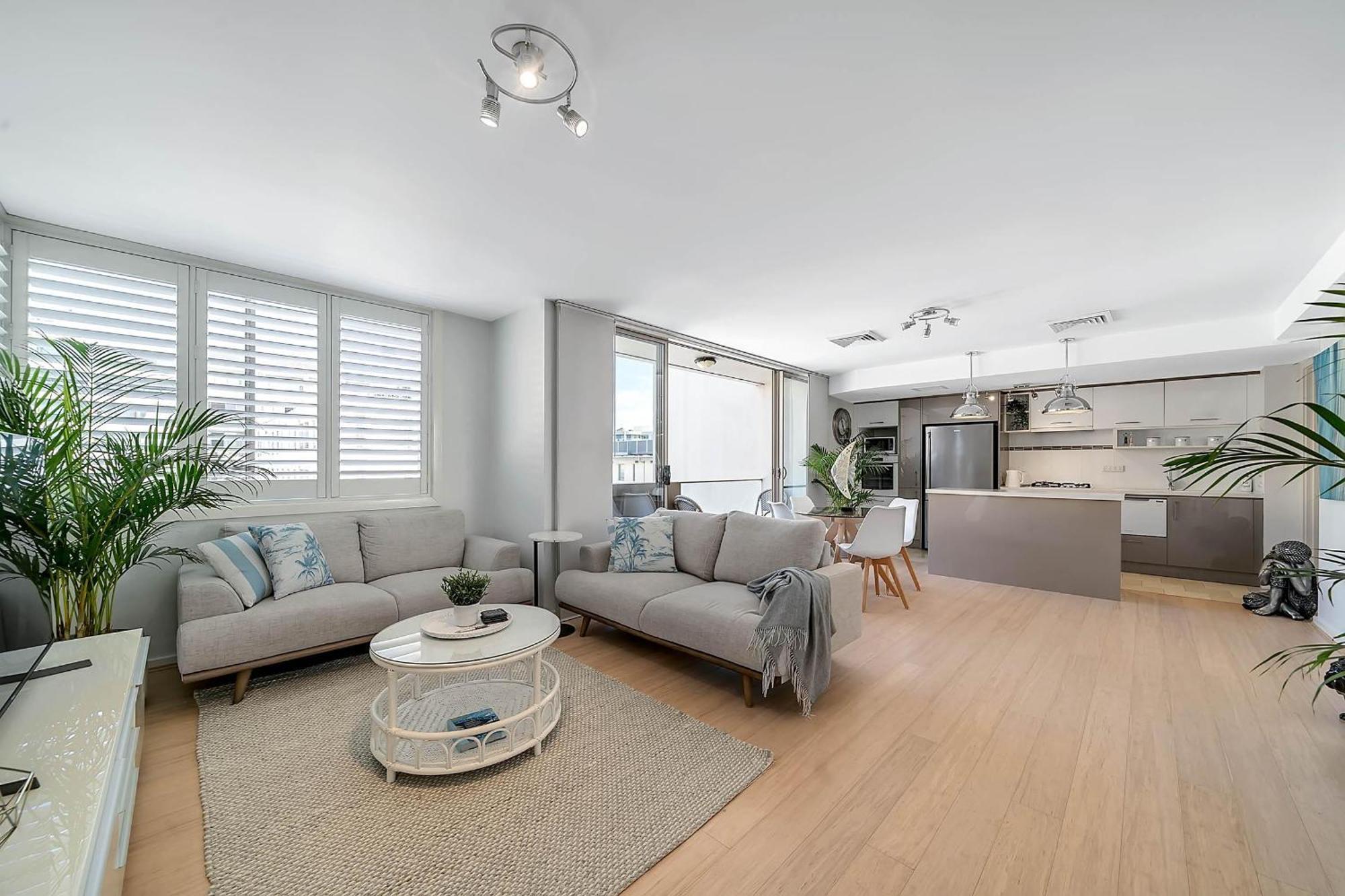 Apartment Heart Of Manly - Quiet 1 Bed Between Harbour Sydney